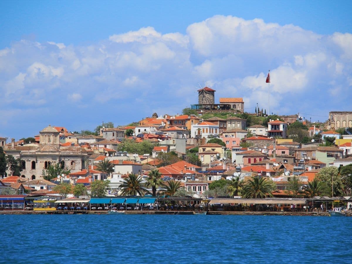 CUNDA VE MİDİLLİ